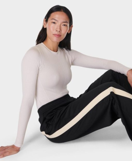 Modaunited.shop15c33374c5 1